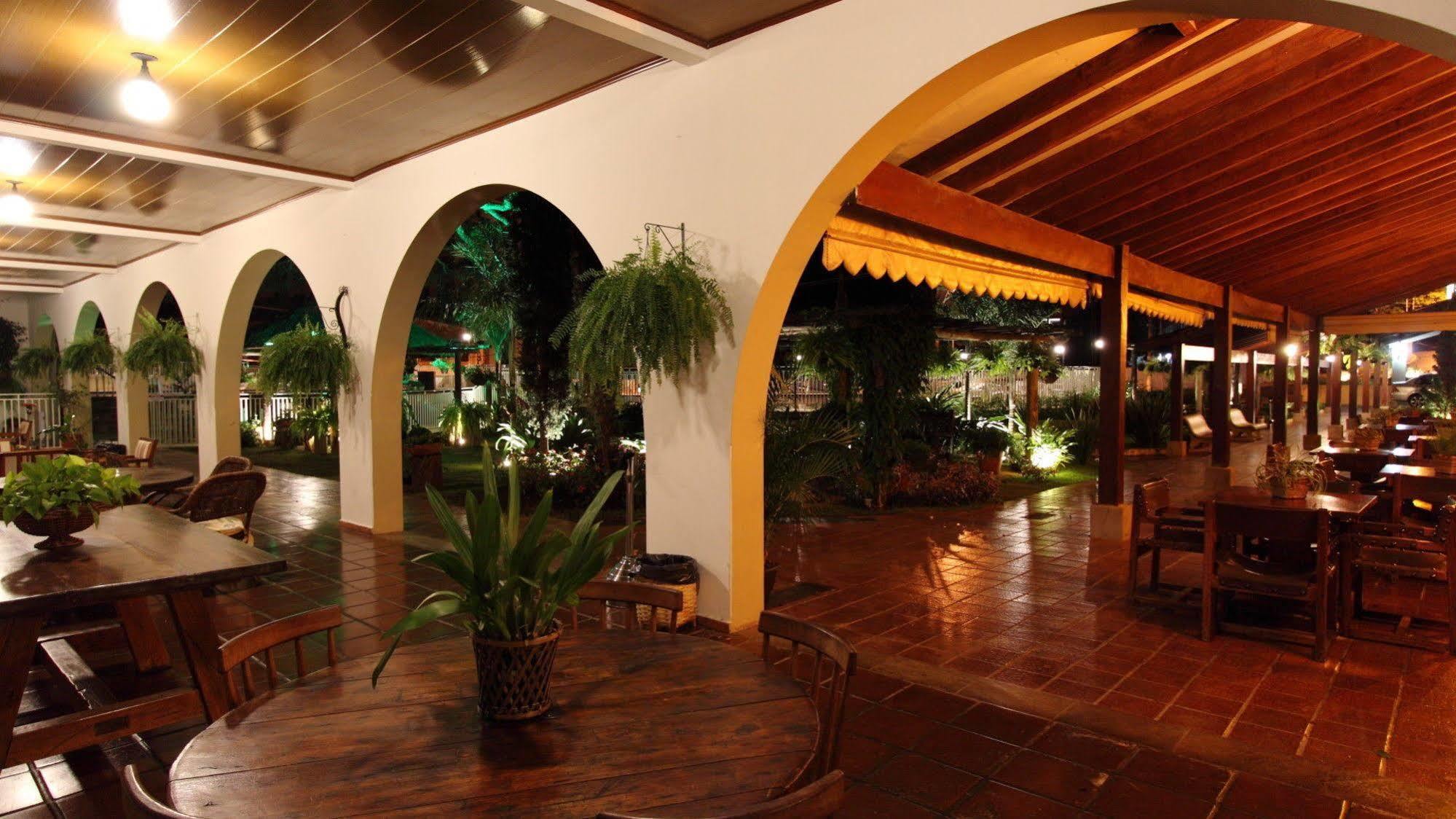 Hotel Mantovani Águas de Lindóia